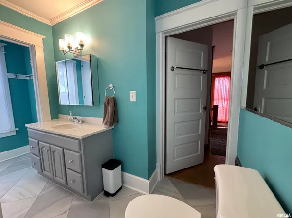 $158,000 | 816 East Washington Street, Macomb, IL 61455