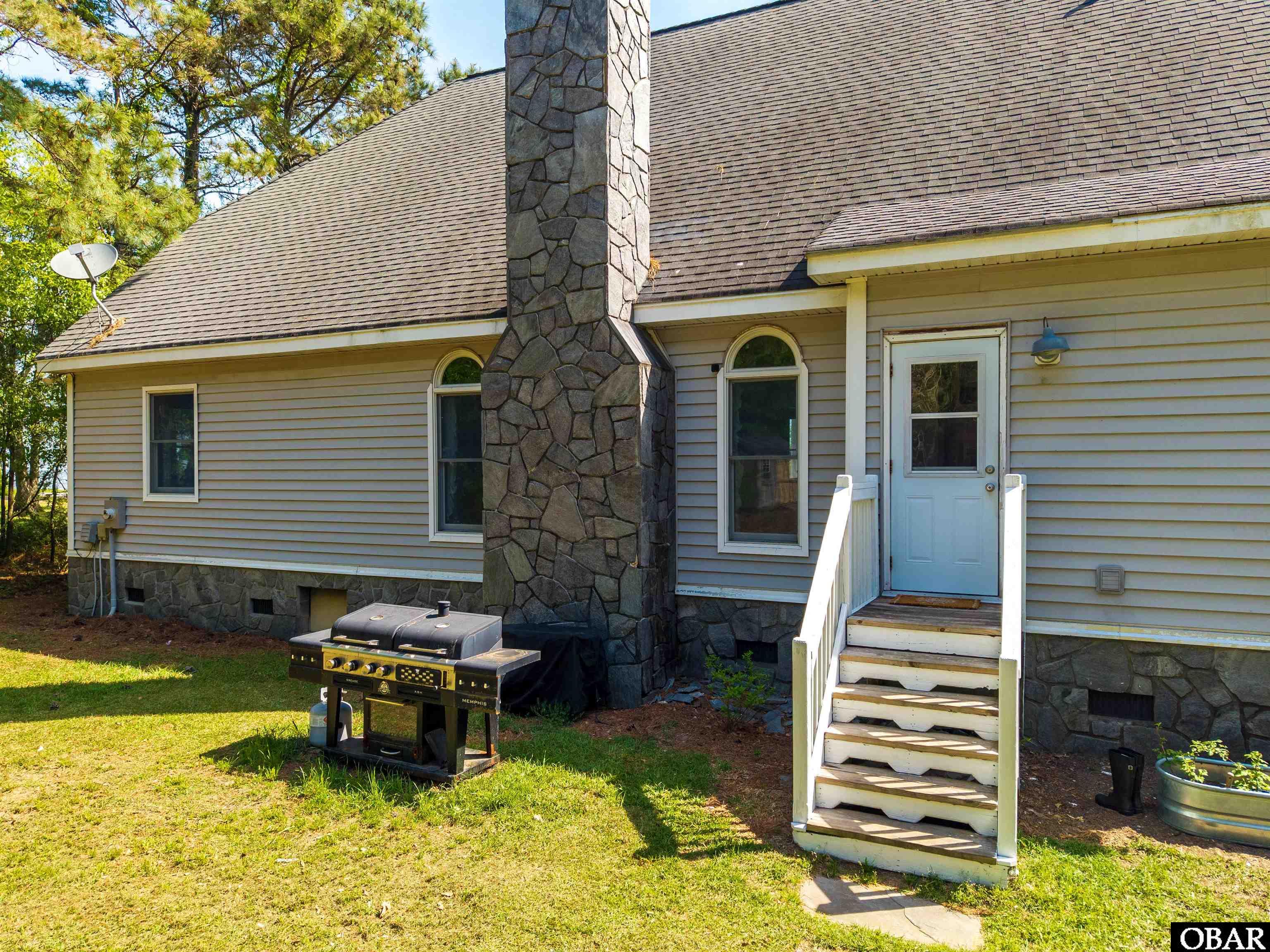 126 Narrow Shore Road Aydlett, NC 27916 - Photo 14 of 49