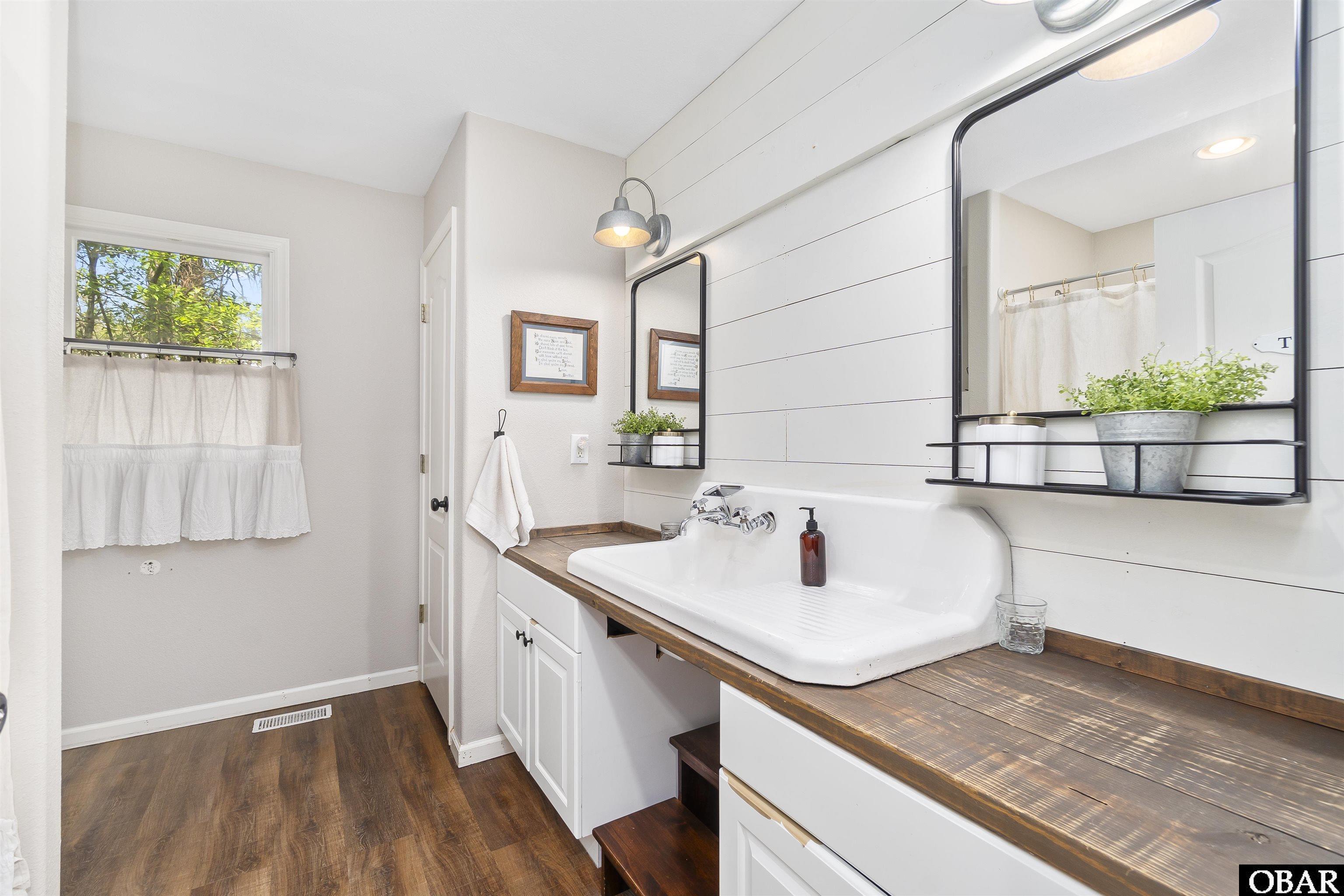 126 Narrow Shore Road Aydlett, NC 27916 - Photo 33 of 49