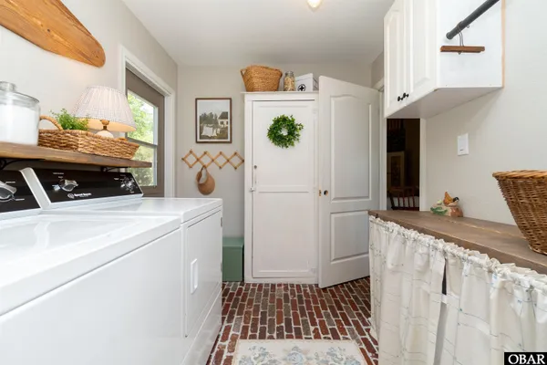 $649,900 | 126 Narrow Shore Road, Aydlett, NC 27916