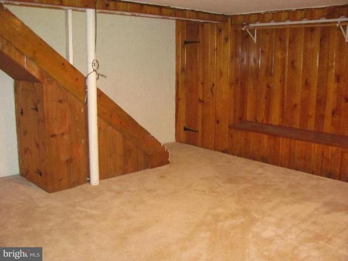 11911 Andrew Street Silver Spring, MD 20902 - Photo 3 of 9 Recreation Room