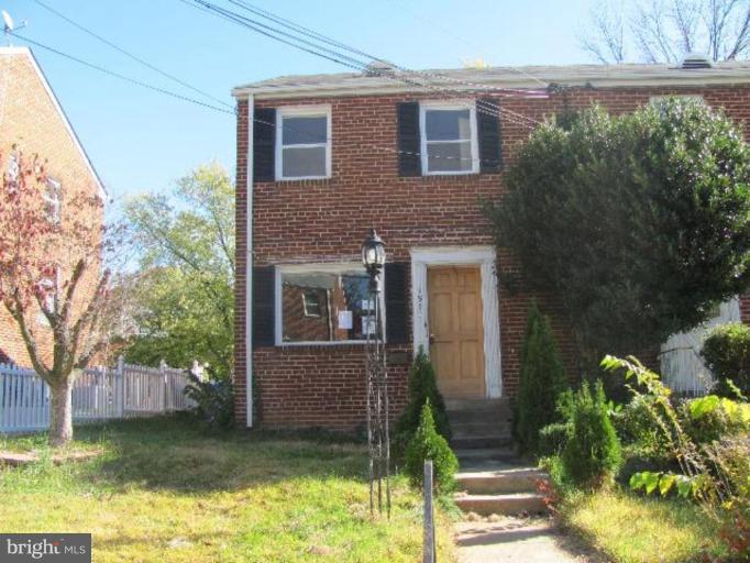 11911 Andrew Street Silver Spring, MD 20902 - Photo 6 of 9 Exterior (Main)