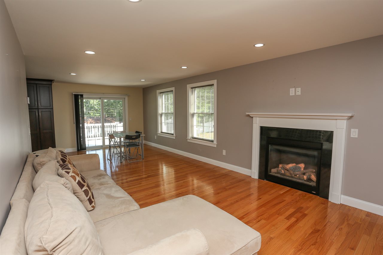 131 Harris Road Nashua, NH 03062 - Photo 11 of 40