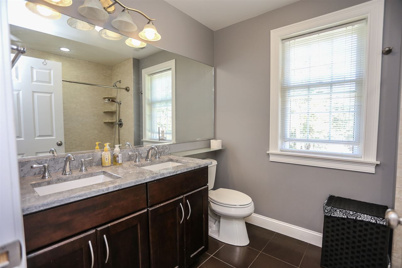 131 Harris Road Nashua, NH 03062 - Photo 22 of 40