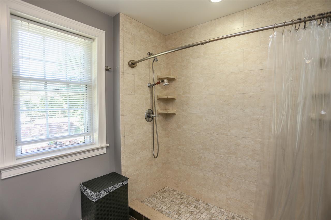131 Harris Road Nashua, NH 03062 - Photo 23 of 40