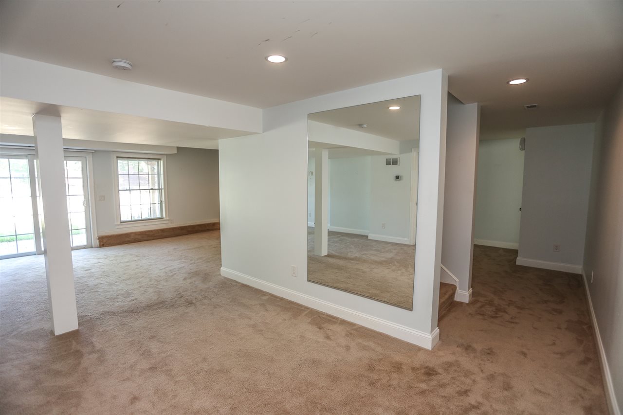 131 Harris Road Nashua, NH 03062 - Photo 30 of 40