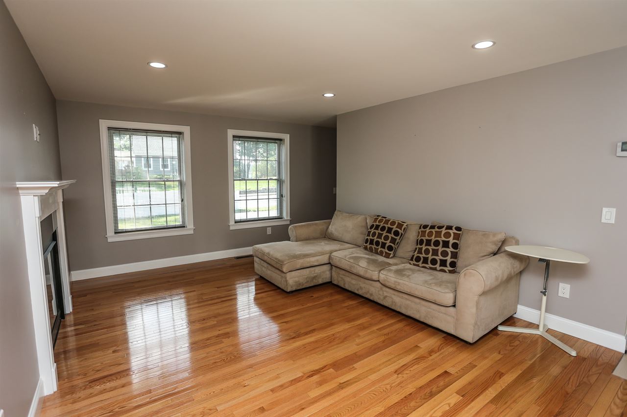 131 Harris Road Nashua, NH 03062 - Photo 9 of 40
