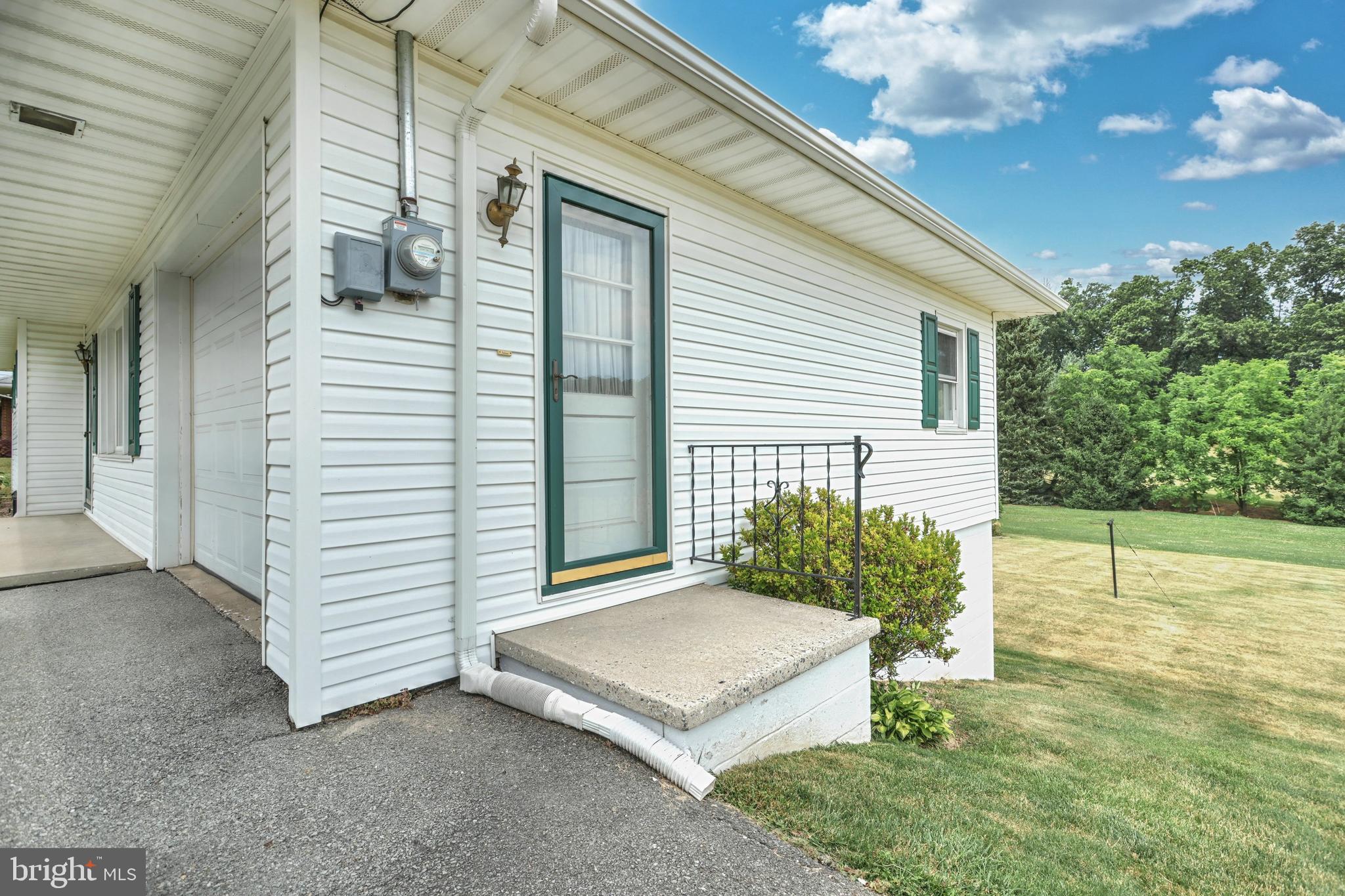 135 Springvale Road Red Lion, PA 17356 - Photo 27 of 39