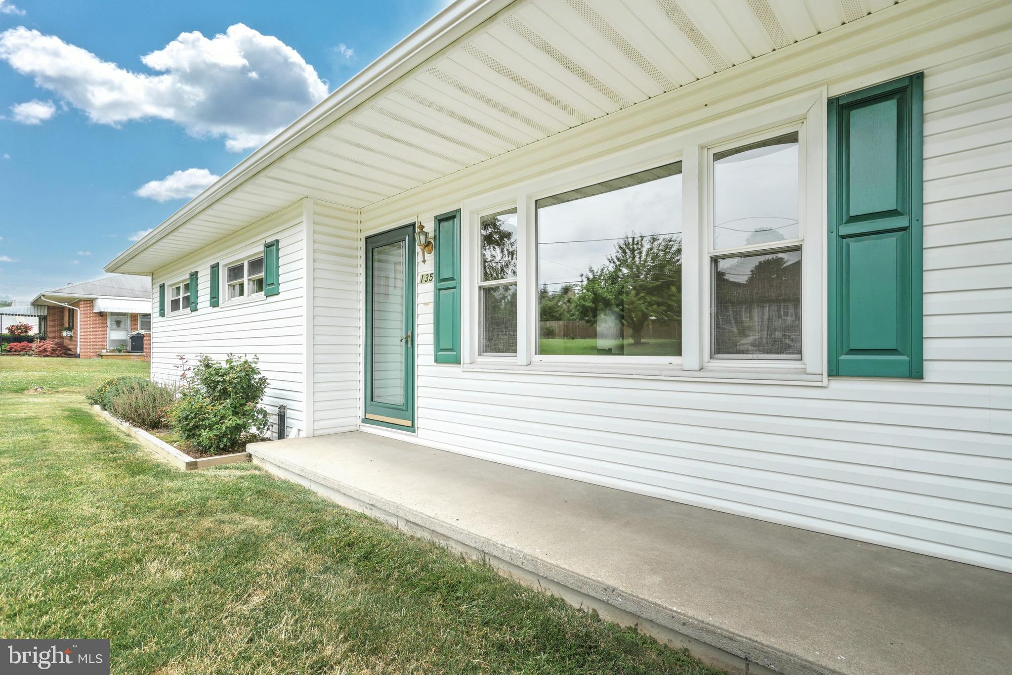 135 Springvale Road Red Lion, PA 17356 - Photo 4 of 39