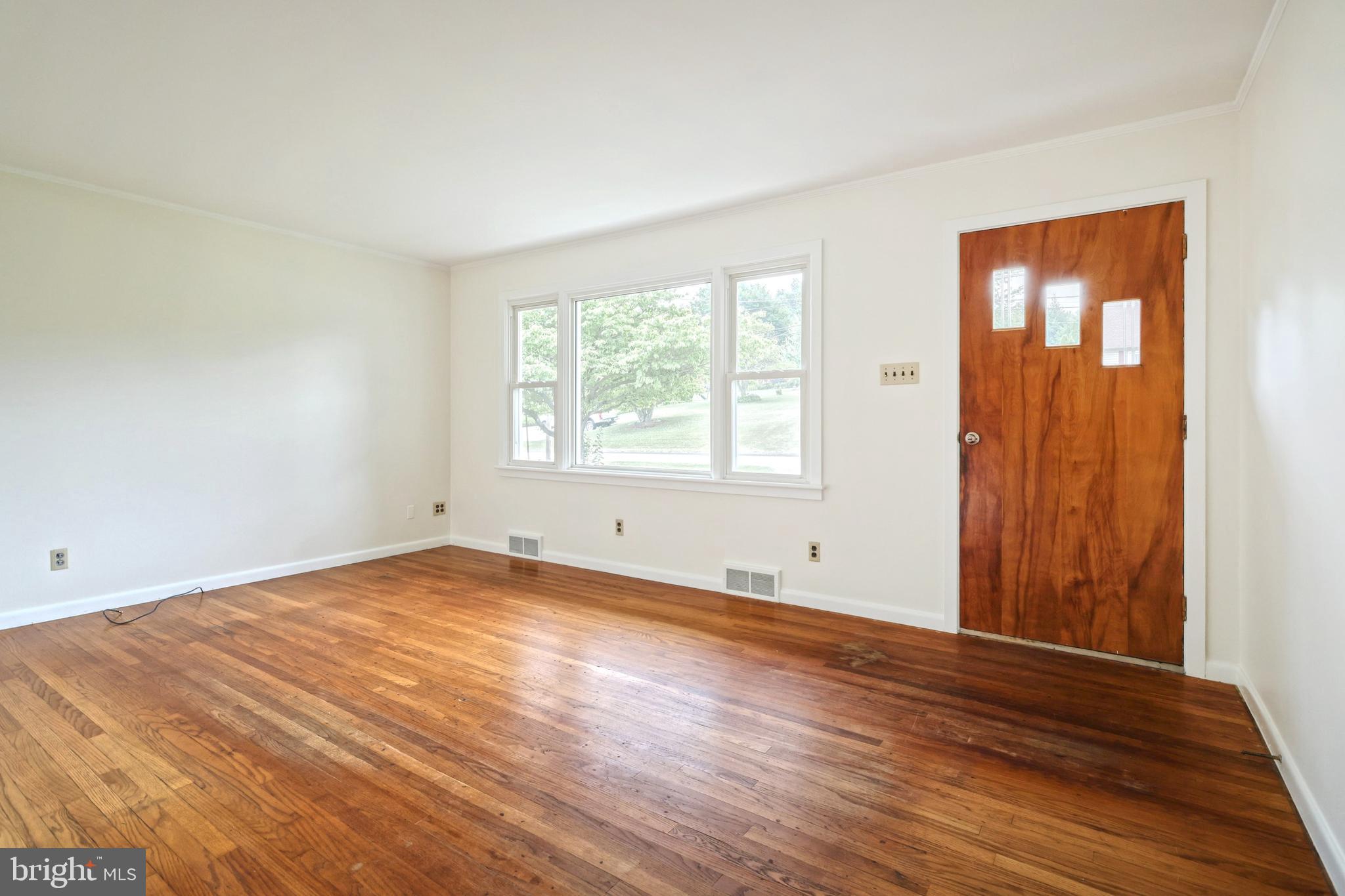 135 Springvale Road Red Lion, PA 17356 - Photo 5 of 39