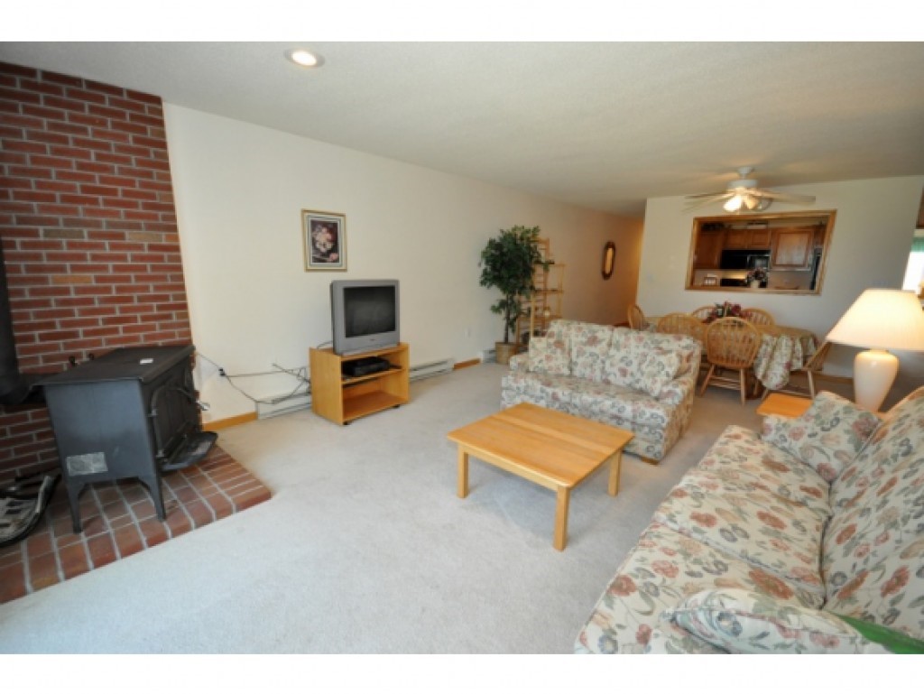 103 Eagle Ridge, Unit L103 Intervale, NH 03845 - Photo 7 of 24 Gallery Image 7