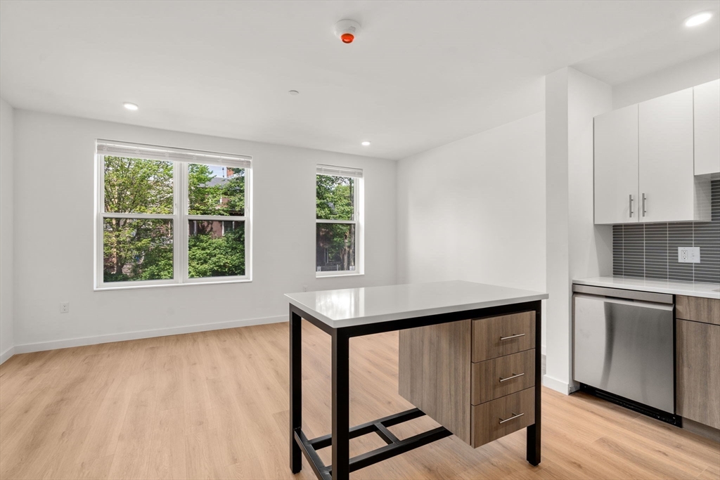 40 Centre Street, Unit 502 Brookline, MA 02446 - Photo 1 of 5