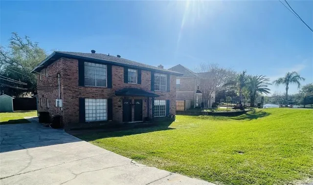 $1,749 | 1212 Park Island Drive, New Orleans, LA 70122