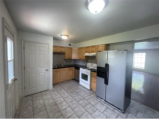 $1,749 | 1212 Park Island Drive, New Orleans, LA 70122