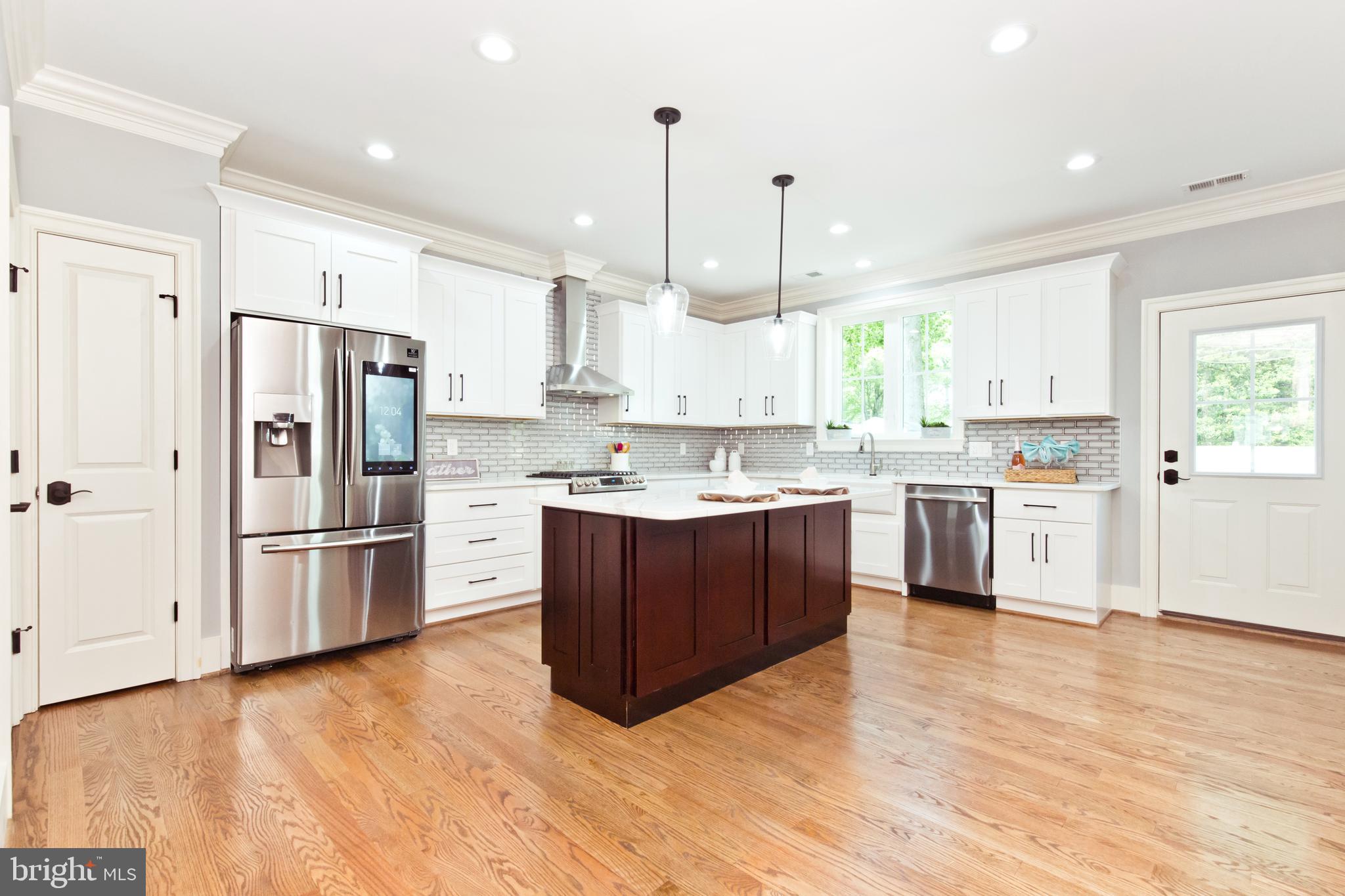 3122 Wayne Road Falls Church, VA 22042 - Photo 11 of 50 Huge kitchen