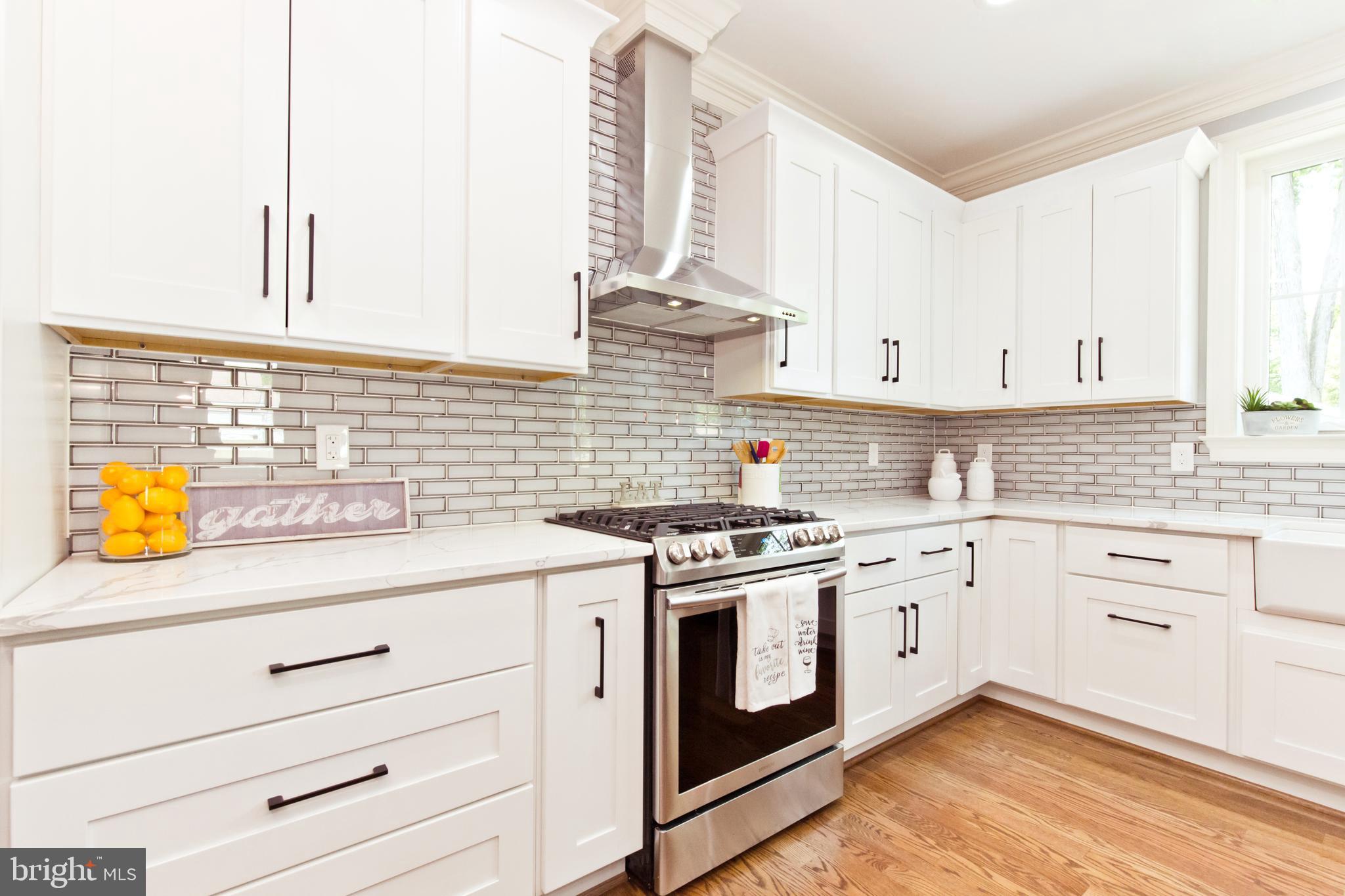 3122 Wayne Road Falls Church, VA 22042 - Photo 12 of 50 Stainless steel appliances