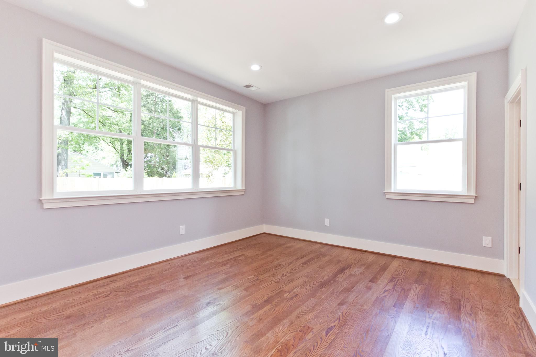 3122 Wayne Road Falls Church, VA 22042 - Photo 20 of 50 Main level master bedroom