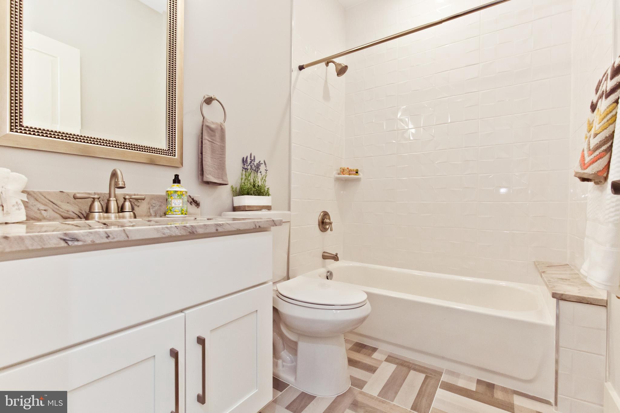 3122 Wayne Road Falls Church, VA 22042 - Photo 26 of 50 Upper level second master bath