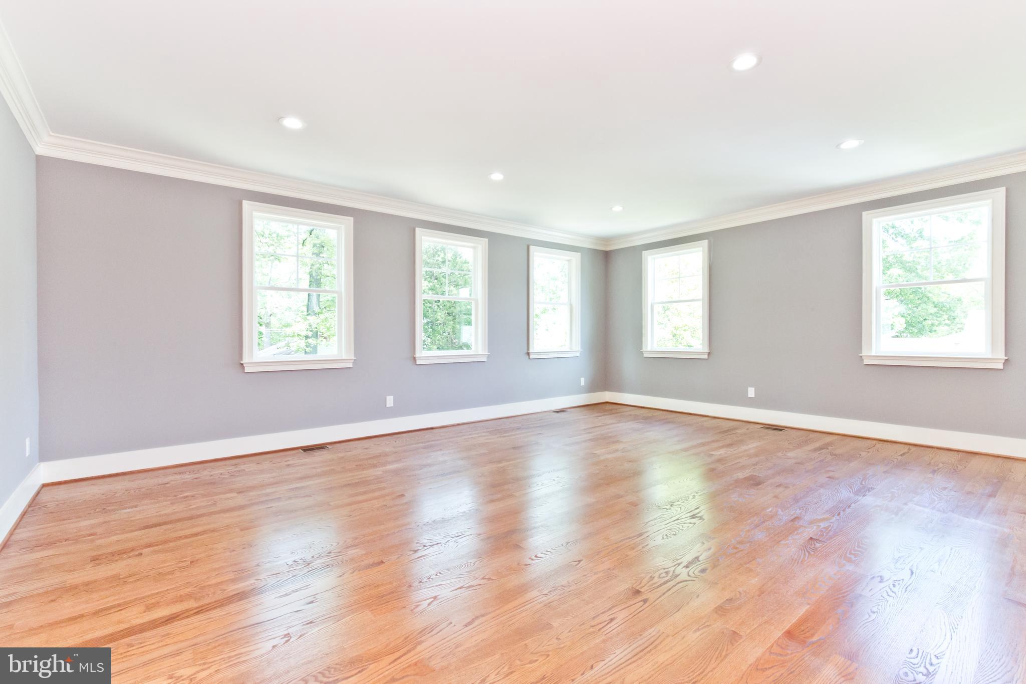 3122 Wayne Road Falls Church, VA 22042 - Photo 35 of 50 Upper level main master bedroom