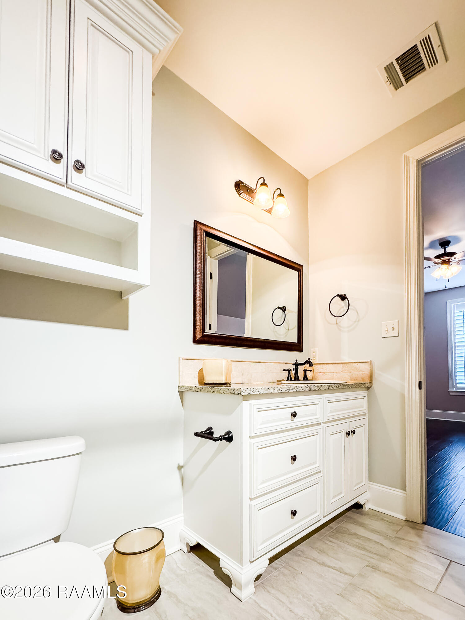 405 Habitat Ridge Broussard, LA 70518 - Photo 16 of 19 photo 16 upstairsbath