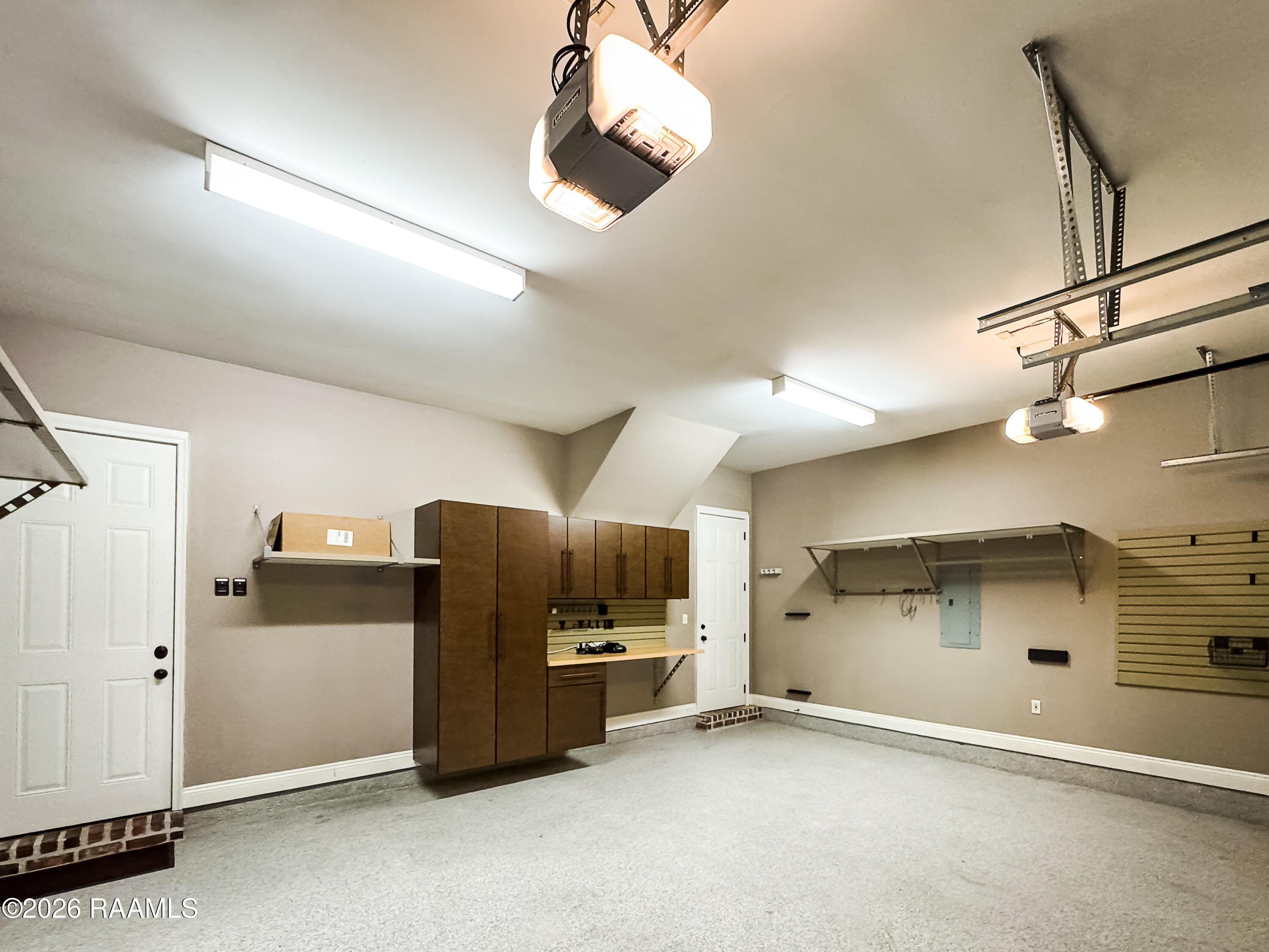 405 Habitat Ridge Broussard, LA 70518 - Photo 19 of 19 photo 19 garage