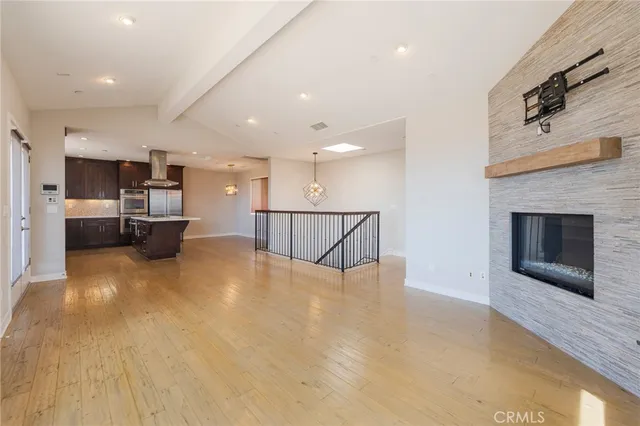 $6,699 | 931 1st Street, Unit A, Hermosa Beach, CA 90254