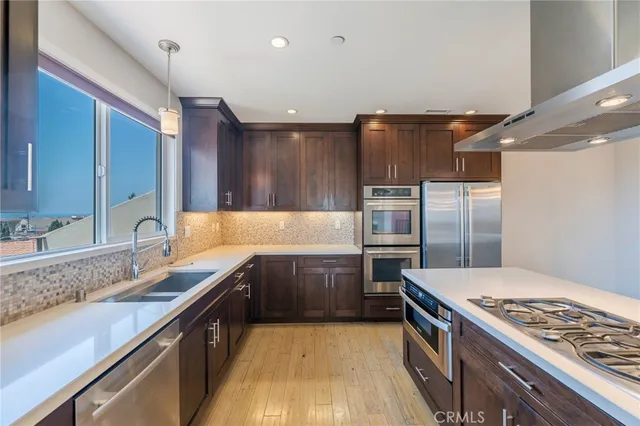 $6,699 | 931 1st Street, Unit A, Hermosa Beach, CA 90254