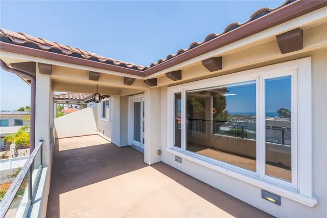 $6,699 | 931 1st Street, Unit A, Hermosa Beach, CA 90254