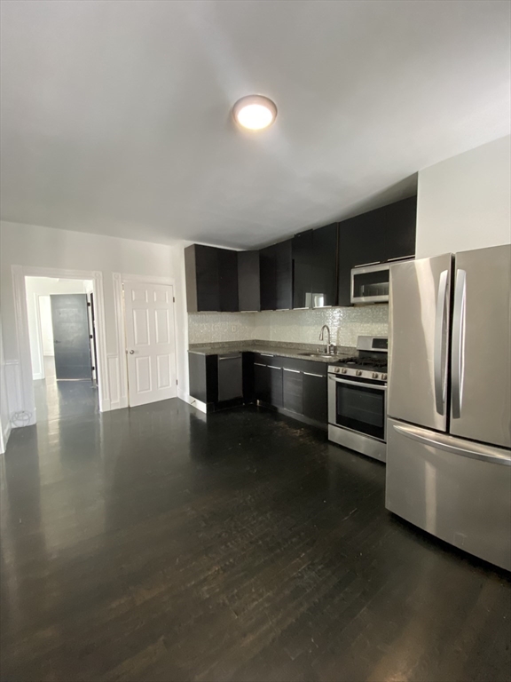 268 Maverick Street, Unit 2 Boston, MA 02128 - Photo 2 of 15