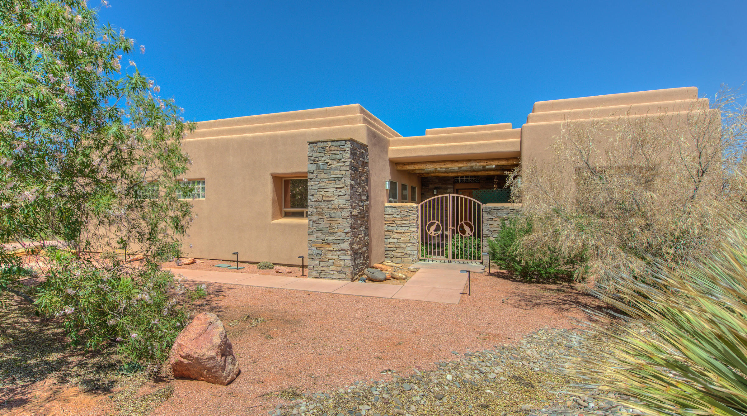 1066 North Quail Rdg Circle Washington, UT 84780 - Photo 1 of 1 House Front