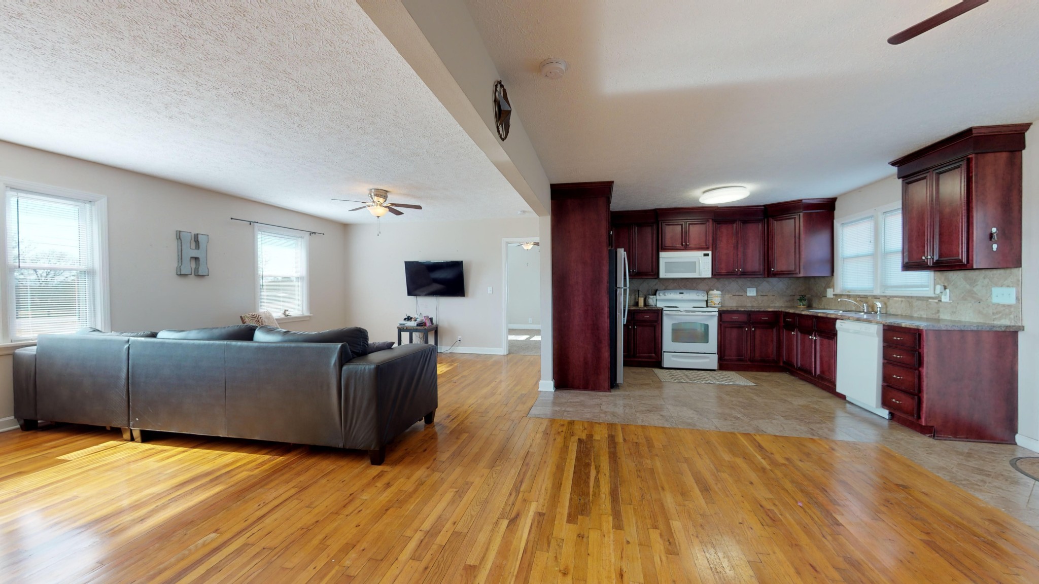 7947 East Gum Road Murfreesboro, TN 37127 - Photo 3 of 19 Gallery Image 3