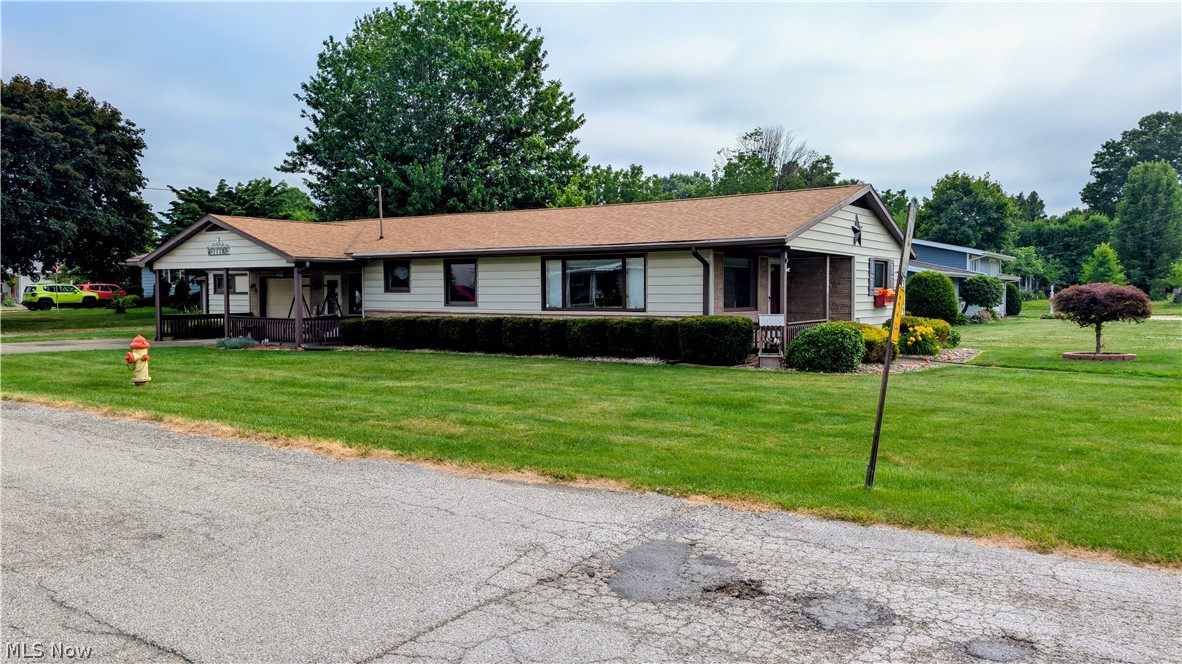 1099 Lake Road Conneaut, OH 44030 - Photo 36 of 42