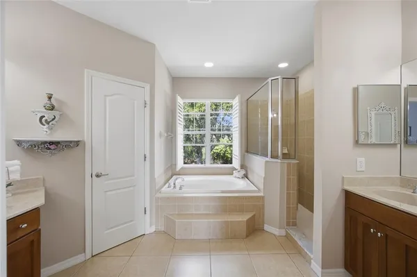 $699,900 | 5112 Pheasant Woods Drive, Lutz, FL 33558