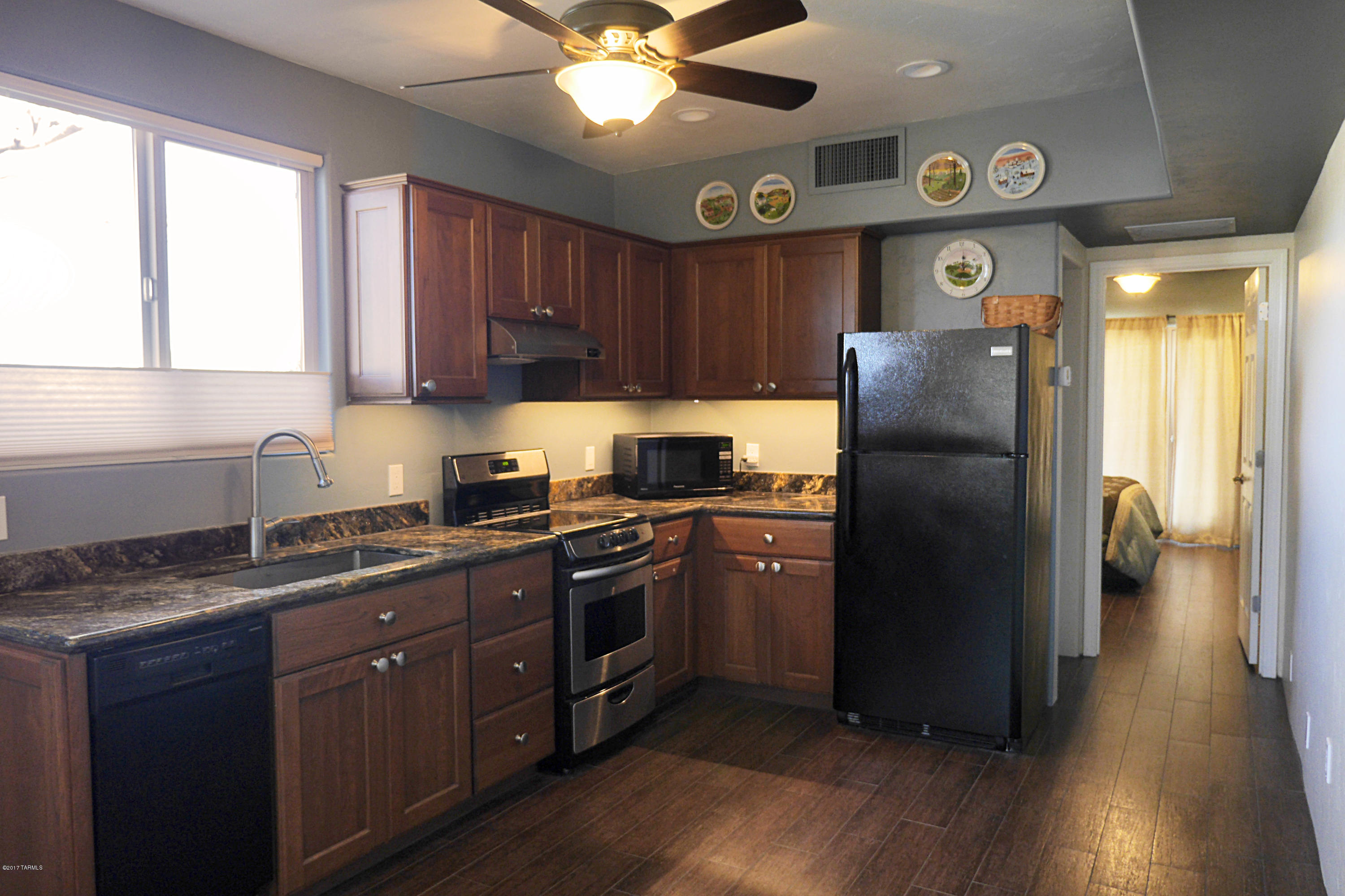 11586 Kelly Rae Place Tucson, AZ 85737 - Photo 19 of 31