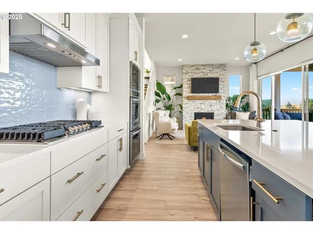 $849,900 | 12305 Southwest Silvertip Street, Beaverton, OR 97007