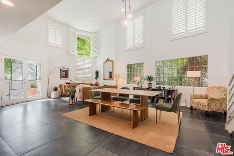 $2,795,000 | 833 17th Street, Unit 4, Santa Monica, CA 90403
