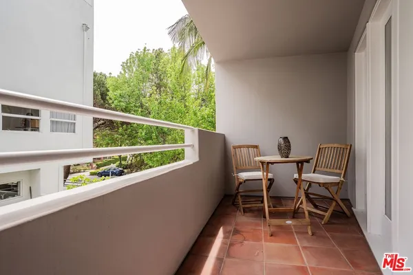 $2,795,000 | 833 17th Street, Unit 4, Santa Monica, CA 90403