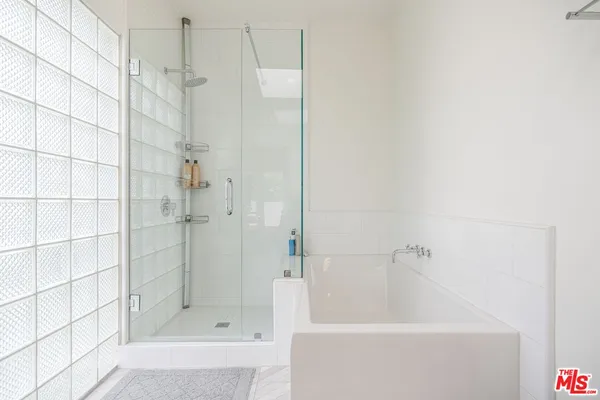 $2,795,000 | 833 17th Street, Unit 4, Santa Monica, CA 90403