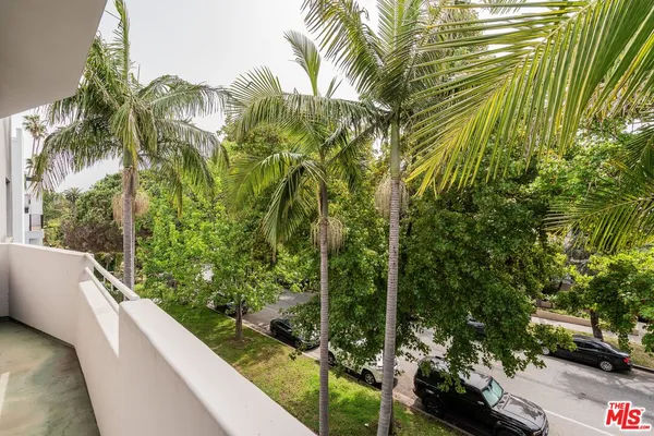 $2,795,000 | 833 17th Street, Unit 4, Santa Monica, CA 90403