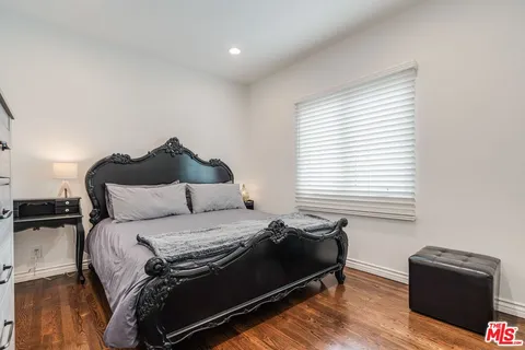 $2,795,000 | 833 17th Street, Unit 4, Santa Monica, CA 90403