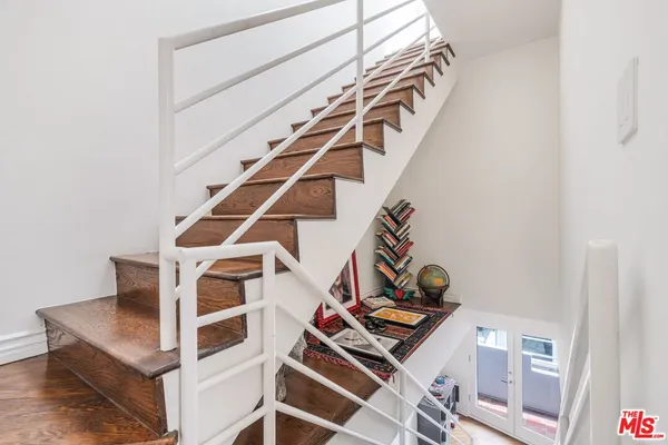 $2,795,000 | 833 17th Street, Unit 4, Santa Monica, CA 90403