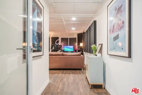 $2,795,000 | 833 17th Street, Unit 4, Santa Monica, CA 90403