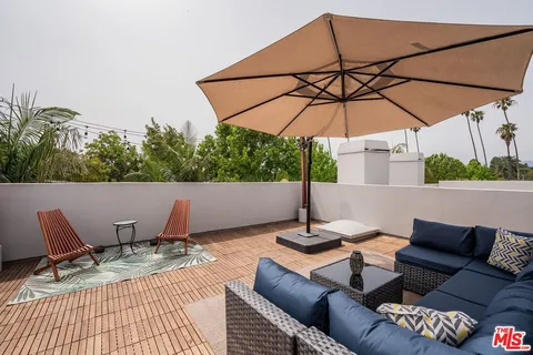 $2,795,000 | 833 17th Street, Unit 4, Santa Monica, CA 90403