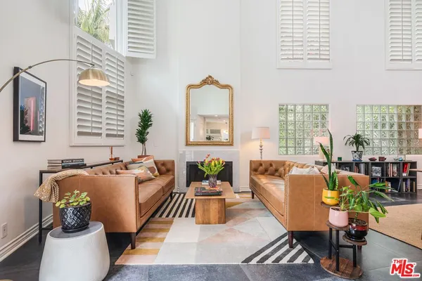 $2,795,000 | 833 17th Street, Unit 4, Santa Monica, CA 90403