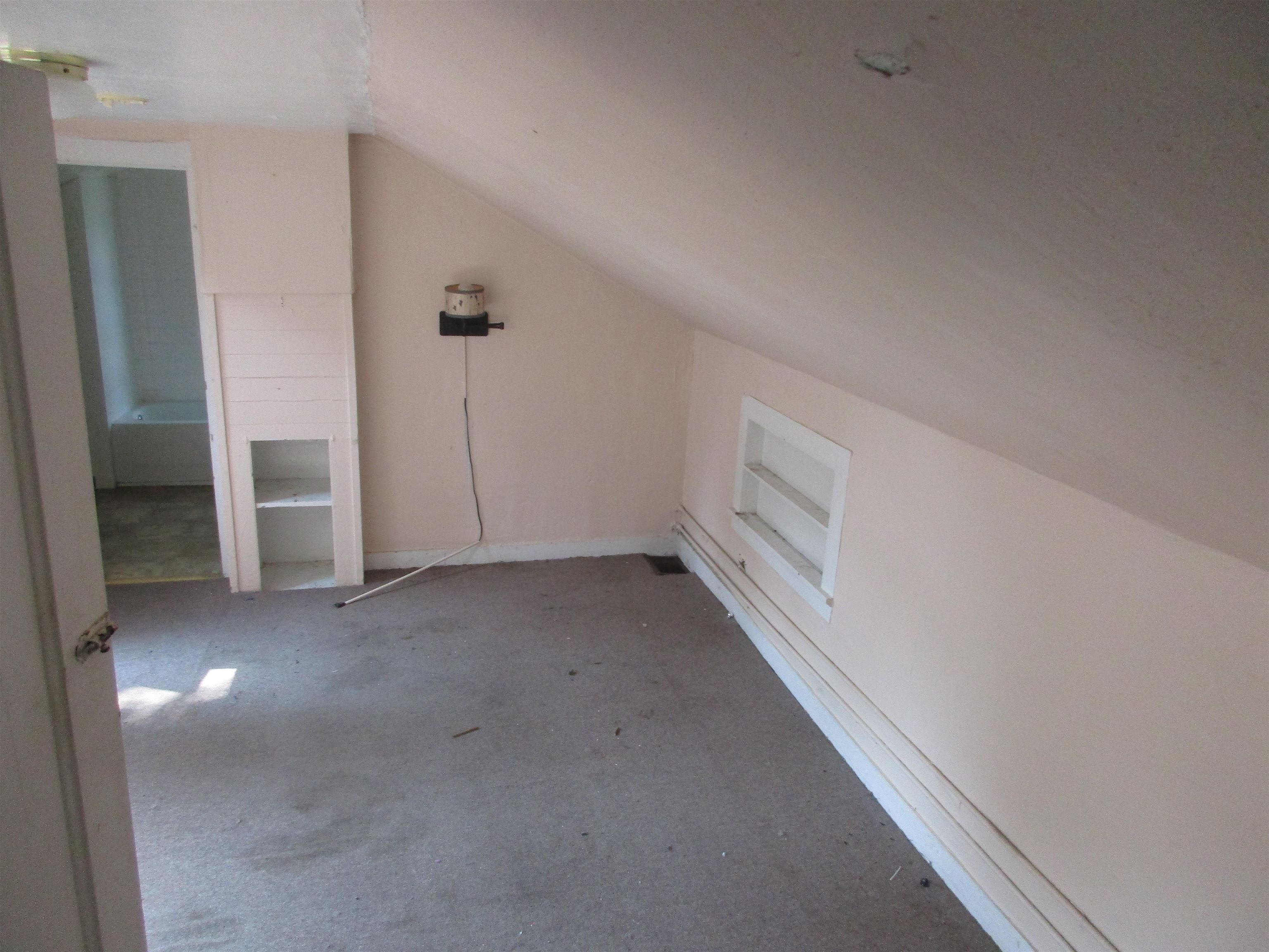 900 East Main Street Poultney, VT 05764 - Photo 32 of 39