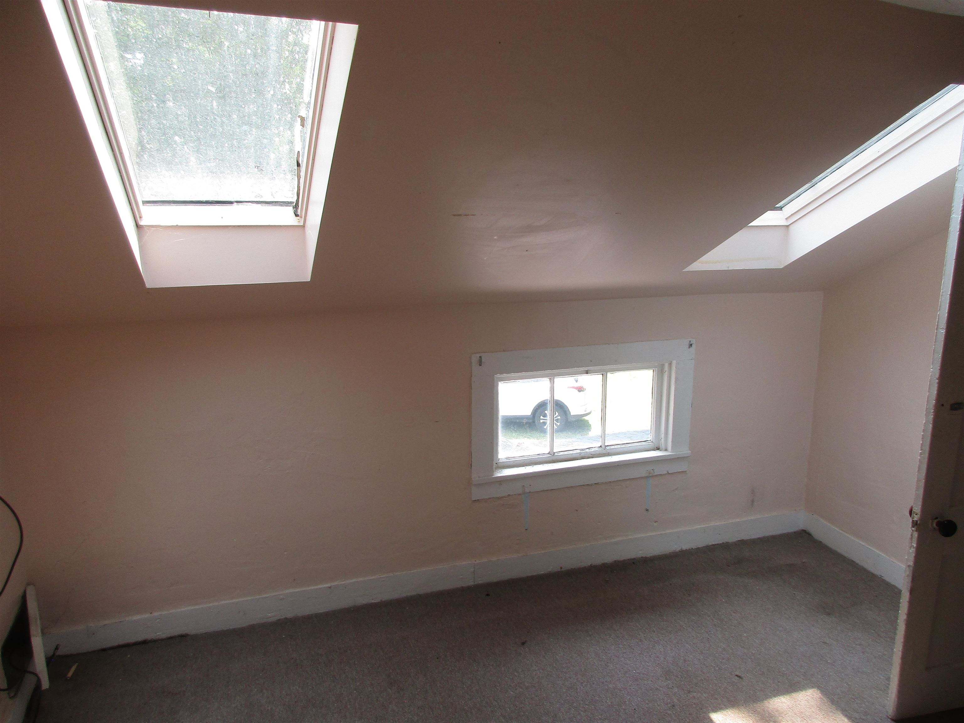 900 East Main Street Poultney, VT 05764 - Photo 33 of 39