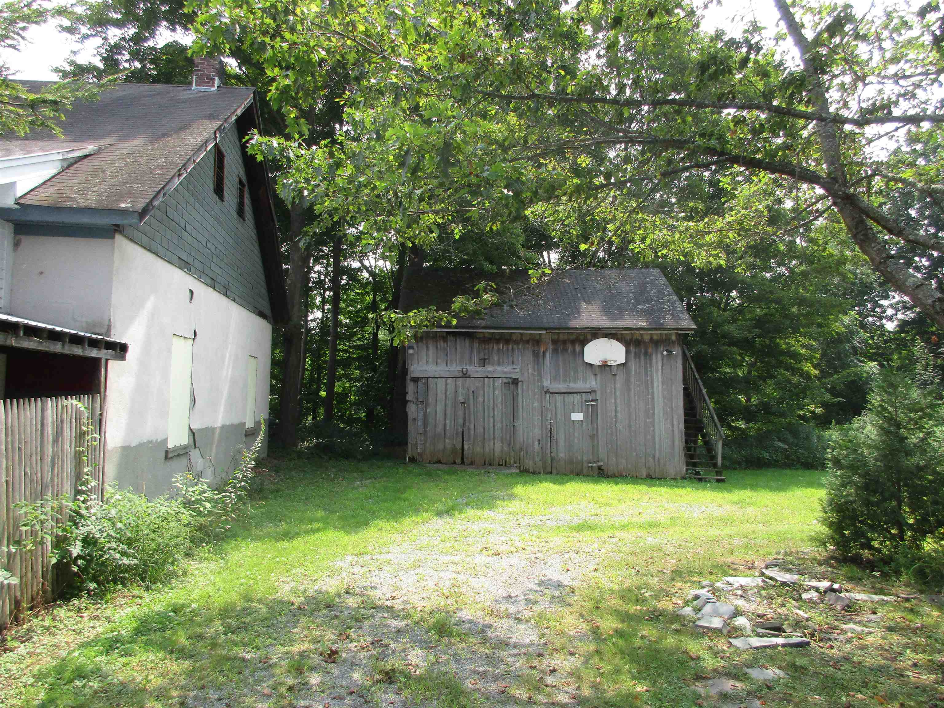 900 East Main Street Poultney, VT 05764 - Photo 6 of 39