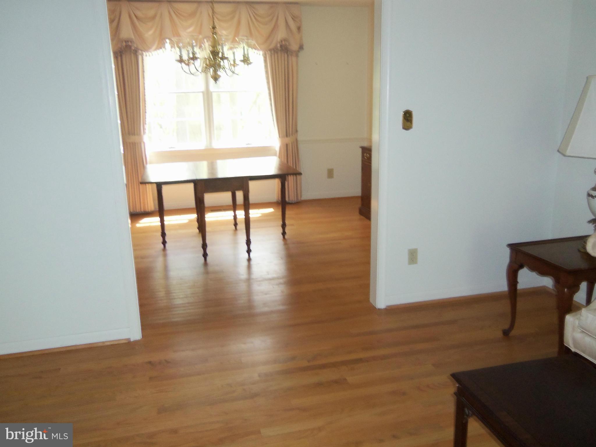 29 Glen Alpine Road Phoenix, MD 21131 - Photo 13 of 29 Living Room