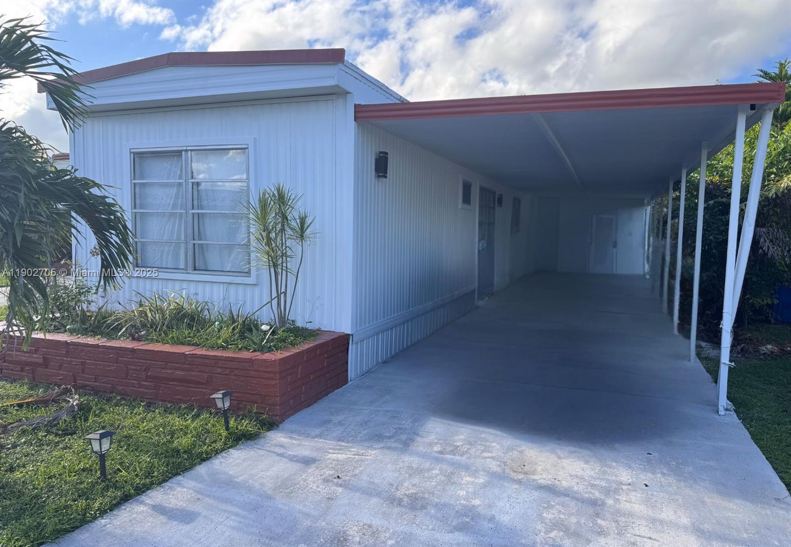 5331 Southwest 35th Street Davie, FL 33314 - Photo 20 of 21 a view of entryway with a yard