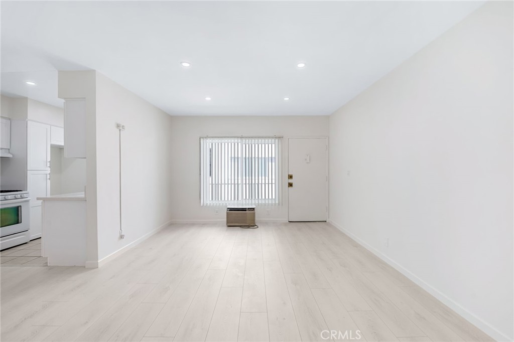 580 West Stocker Street, Unit 6 Glendale, CA 91202 - Photo 6 of 17 an empty room with windows